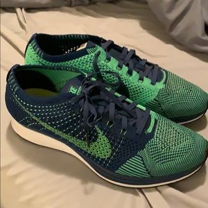 Nike Flyknit Racer size 9.5